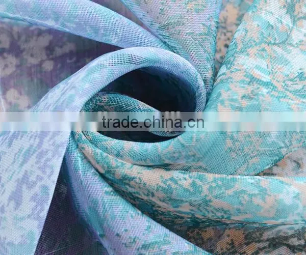 Factory Price Curtain Fabric photo-3
