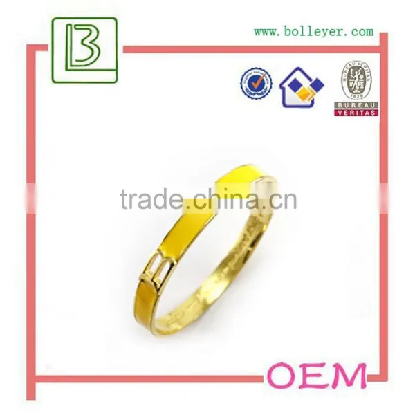 Customized Original Heart Bracelet Wholesale With Metal photo-4