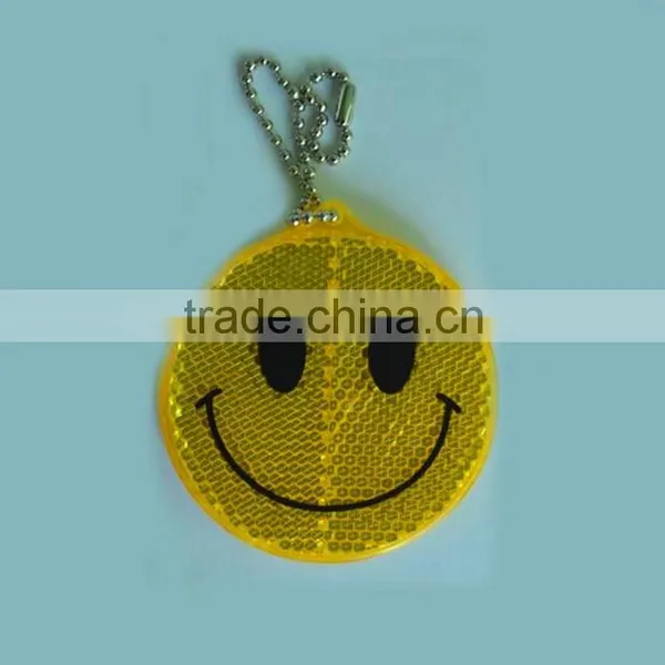 EN13356 Pmma Acrylic Customized Reflective Keychain photo-3