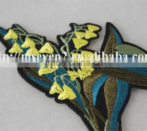 Cheap Price Factory Wholesale Professional Customized Applique Embroidered Patches Flower Shape for Clothing photo-3