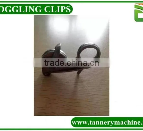 Plastic Hanger Hook Clip for Toggling Machine photo-4