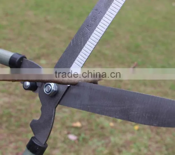12" Wooden Hedge Scissors & Heavy Duty Shears photo-3