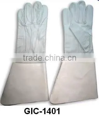 White Gauntlets photo-3