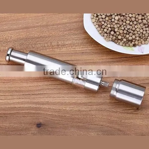 Classic Salt and Pepper Stainless Steel Mill Grinder Set Sleek Design for Outdoor BBQ Manual Mini Salt& Pepper Mill photo-2