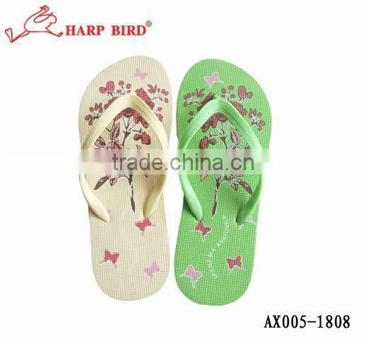 COMFORTABLE UNISEX BEACH SANDALS
