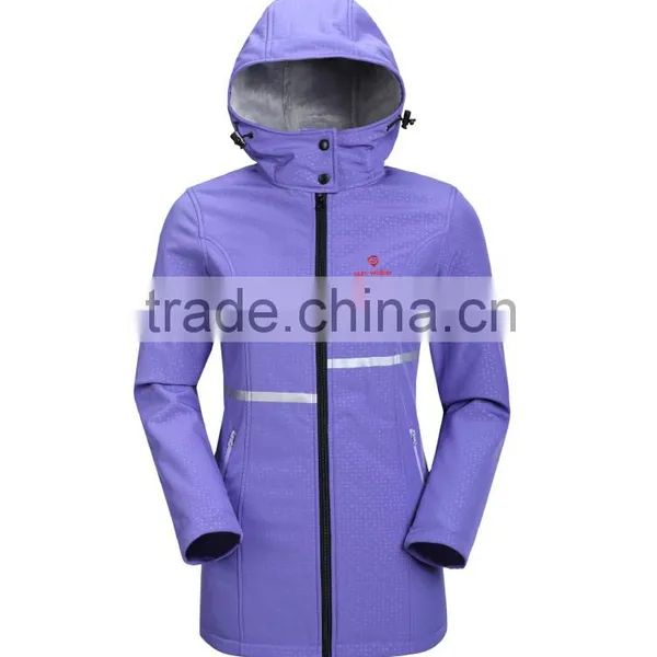 Fashional Hooded Polyester and Nylon Softshell Jacket With Reflective Stripe