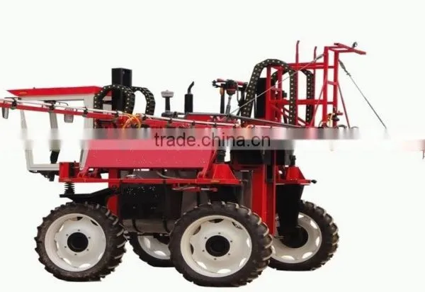 Self Propelled High Clearance Hydraulic Operating 4WD Boom Sprayer With Cabin and Itlay Pump photo-4