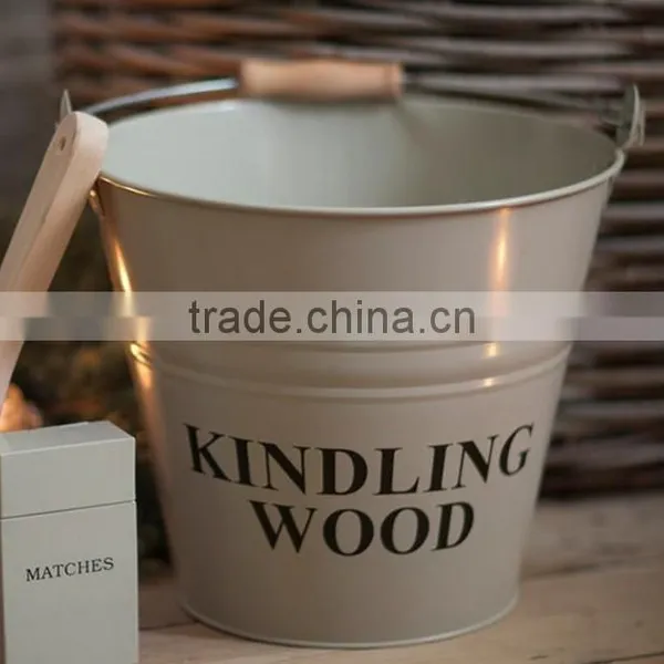 Powder Coat Kindling Bucket With Wooden Handle photo-3