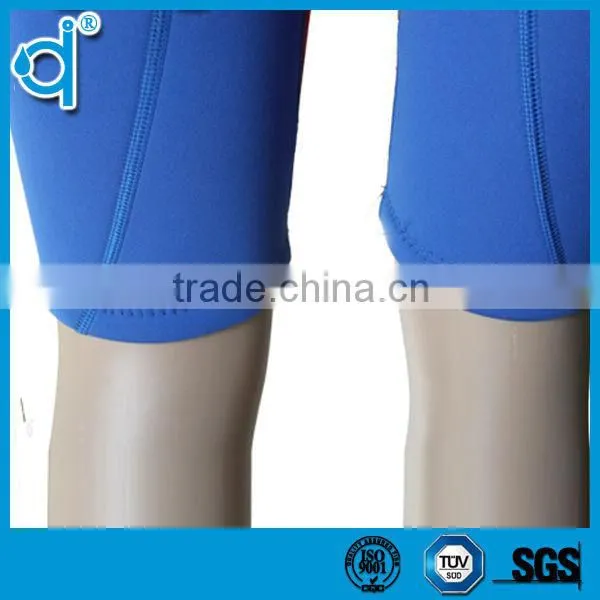Waterproof Windproof Red Neoprene Diving Suit photo-4