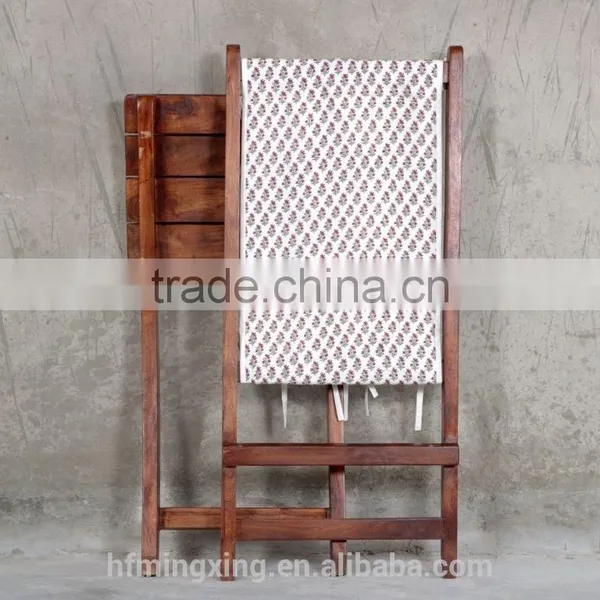Travel Chair With Canvas and Voil Fabric photo-2