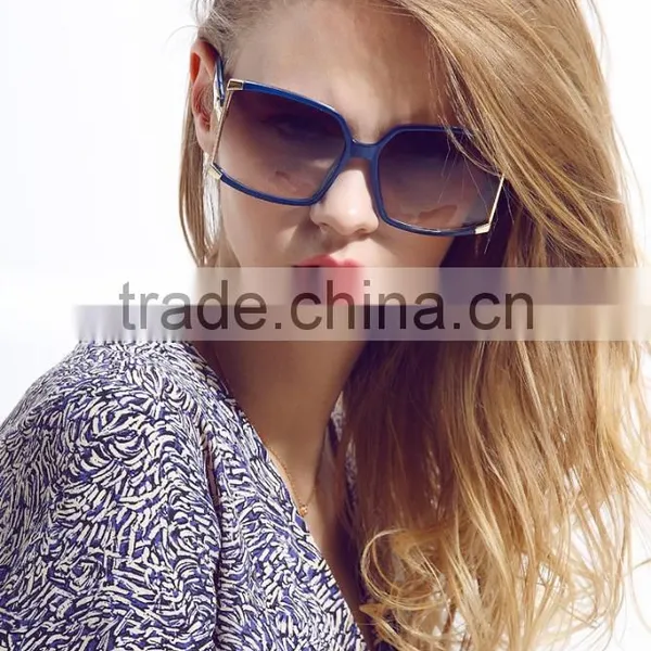 New 2016 Sunglasses Star With Ever-Changing Queen Sunglasses Outdoor High-End Glasses photo-2