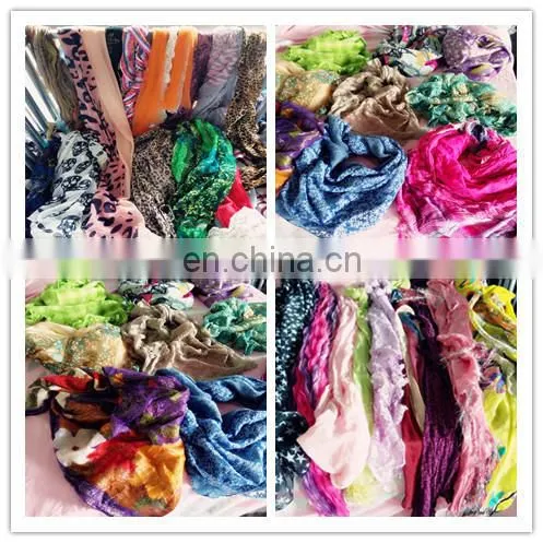 Used Clothing All Kinds of Silk Scarves Used Clothes for Sale