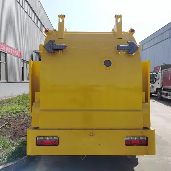 Garbage Truck photo-3