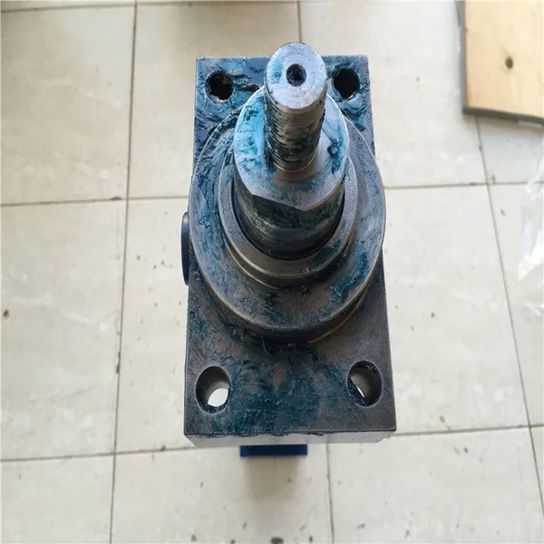 Rexroth CDT3ME5 63 45 370Z1X B11CHDTWW Hydraulic Tie-Rod Cylinder photo-4
