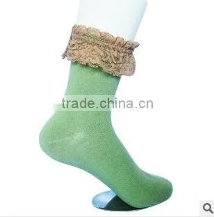Rubber Covered Polyester Yarn High Elastic 110# for Gloves and Socks photo-3
