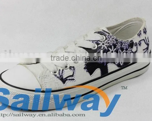 New Low Top Canvas Sneakers Men Shoes All Sizes Portrait