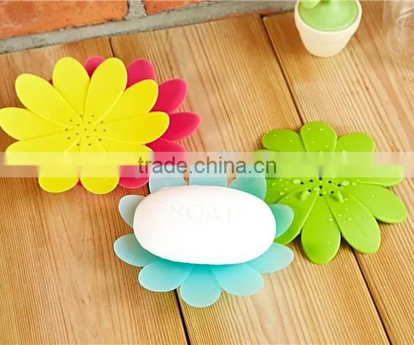 New Design Flower Shape Silicone Soap Dish With Drain photo-5