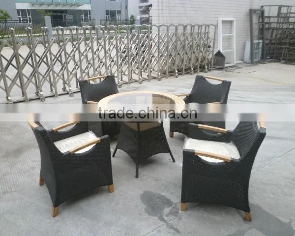 100% Handmade Used Outdoor Garden Furniture Rattan Coffee Table photo-5