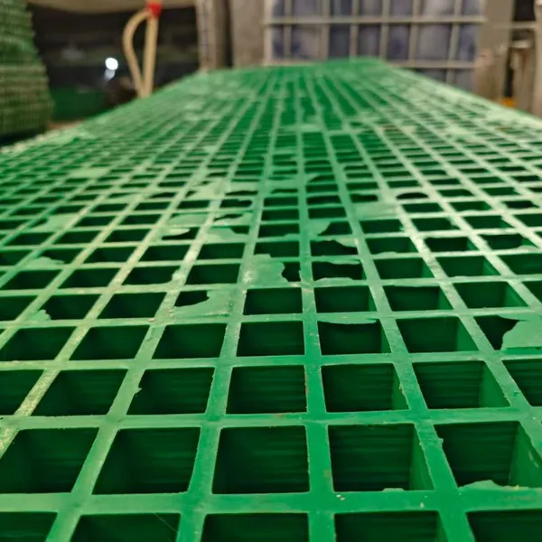 Restaurant FRP Grating Oil Water Resistant Anti Slip Kitchen Floor Panel