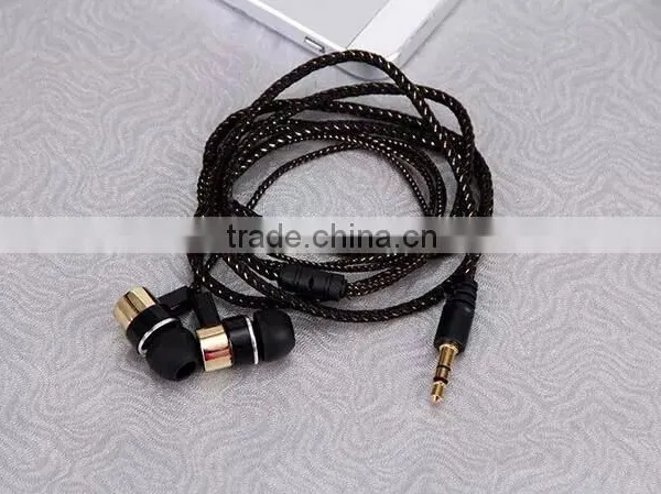 High Quality 3.5mm In-ear Earphone Headphone For Mobile Phone photo-2