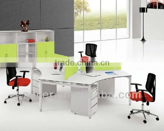Green Protection Round Workstation With Partition