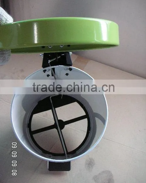 Mini Metal Iron Pedal Waste Bin photo-4