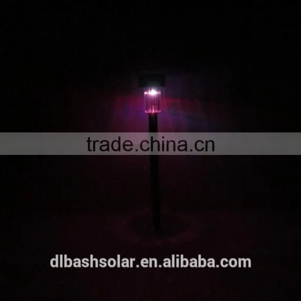 Low Price Christmas Ornament LED Solar Powered Garden Light photo-5