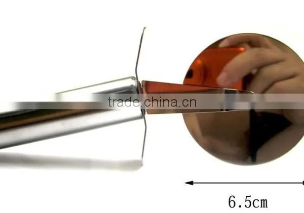 OEM/ODM Stainless Steel Round Pizza Cutter photo-3