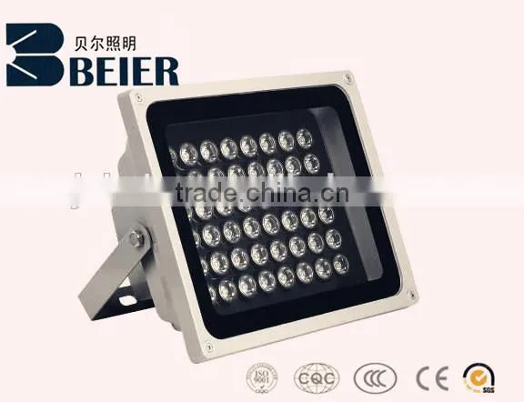 Factory Price Hot-dip Galvanized Steel Q235 High Mast Lighting Pole Solar Bright Outdoor Light photo-2