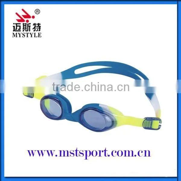 New Design Waterproof Junior Swimming Goggles photo-3