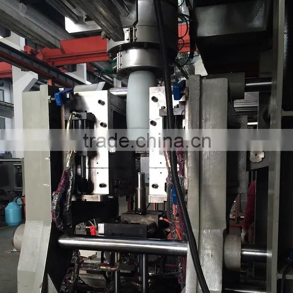 Energy Saving Automatic 4 Cavity Blow Mold Machine photo-5