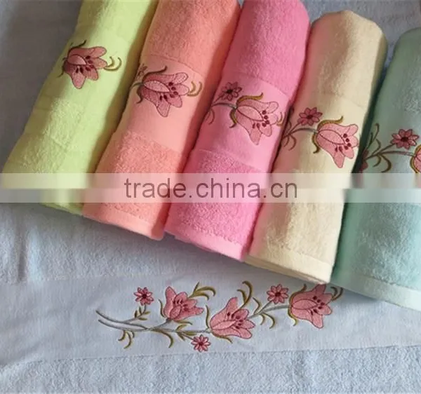China Factory Supply Solid Color Luxury Embroidery Towel Set photo-3
