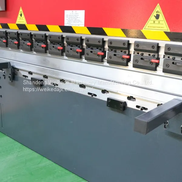 APB-70T/2500 Press Brake photo-3