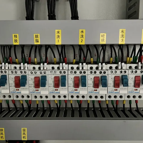 Electrical Control Cabinet With Overload Short Circuit Phase Loss Leakage Automatic Cut-off Protection Function photo-3