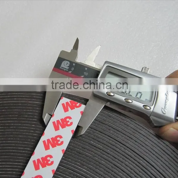 Anisotropic Rubber Magnet With 3m Adesive photo-3