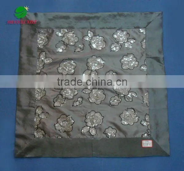 Sequins table lines for party