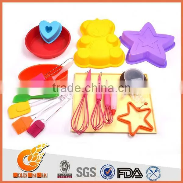 Different Shapes Cookie Cutter/stainless Kitchen Knife/floor Hard Brush