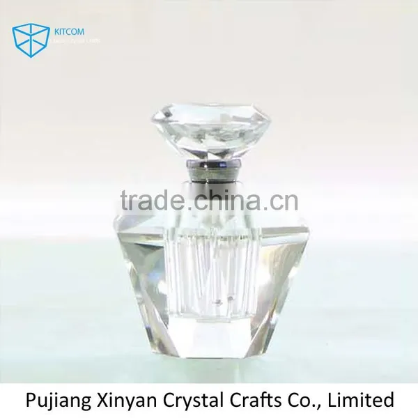 Beautiful Various Custom Made Crystal Perfume Bottle for Sale photo-5
