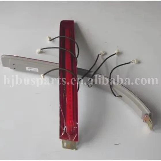 Price of New Higer Bus Vehicle Parts Accessories Taillight 37V11-31200B 24V Bus Taillight Higer Klq6119 Bus Parts photo-2