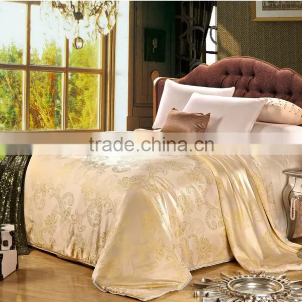 100% Mulberry Silk Quilt