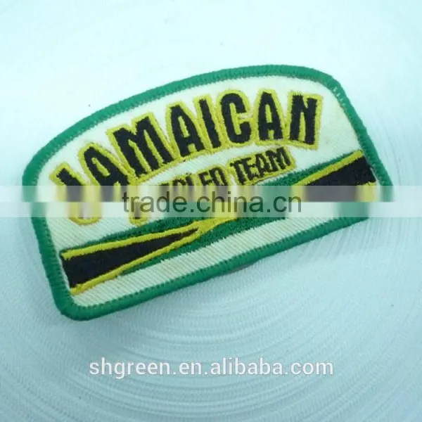 Round High Density Woven Label With Serging Border for Kids Garment photo-3