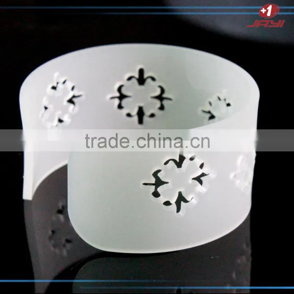Chinese Factory Wholesale Luxury Fancy Handmade Acrylic Lucite Plastic Ladies Bracelet photo-4