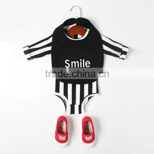 Sweet New Born Baby Gift Set Black White Striped Baby Romper Set photo-2