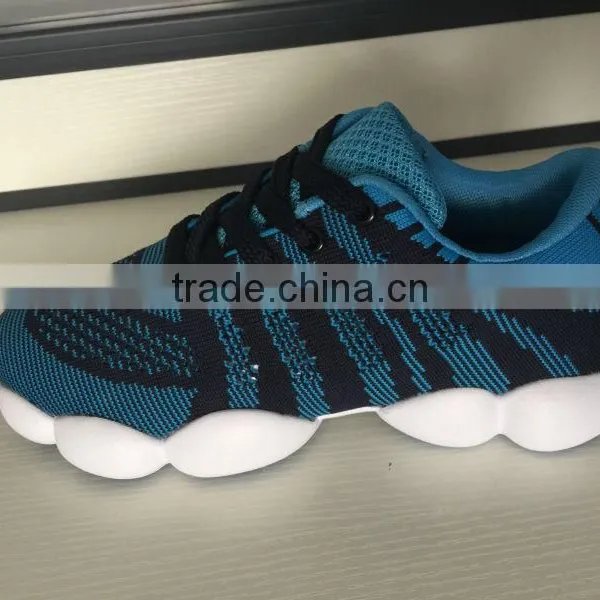 Autumn Fly Fabric Sport Shoes Factory for Men, MD Sole Sport Running Shoes Brand Name for Male Female High Quality