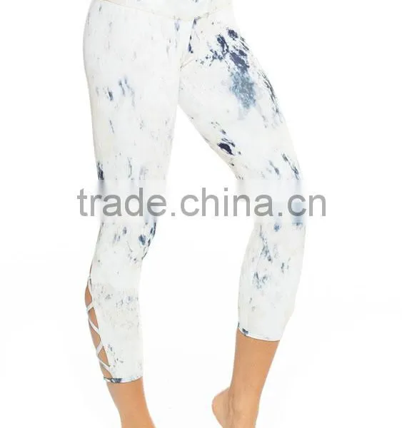 Wholesale Hot Ass in Yoga Pants With Sublimation Printing From China photo-3