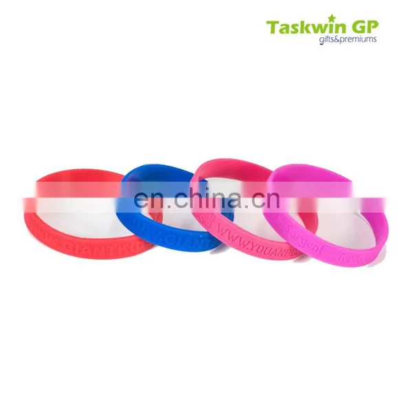 Cheap Price High Quality Embossed Custom Logo Silicone Wristband photo-3