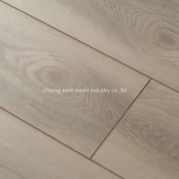 Top Sale High Quality Easy Installation V Painting Laminate Floor photo-3