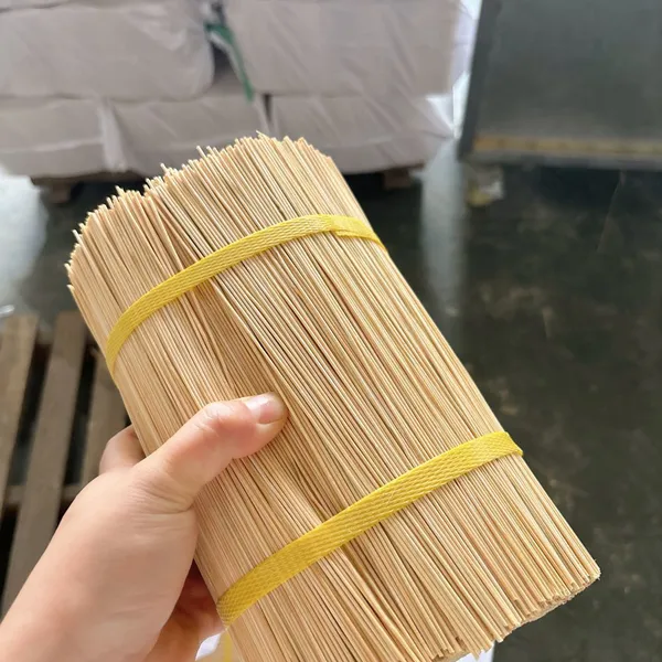 1.3mm Xiangyi Bamboo Stick for Making Agarbatti 8/9/12inches Raw Bamboo Incese Stick Accept Customized
