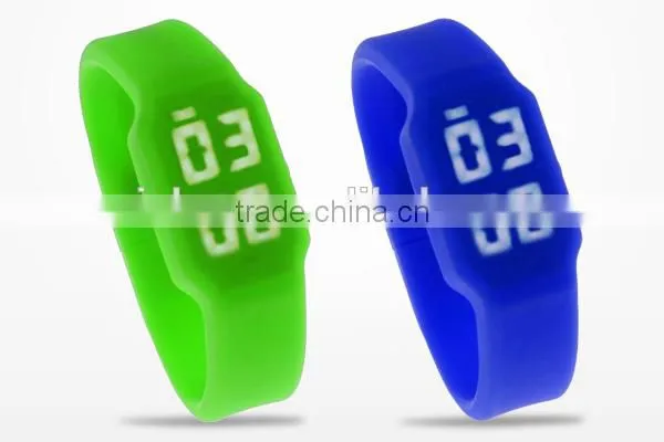Stock 32gb Usb Flash Watch, Silicone Rubber Wristband Watch Pendrive, Silicone LED Watch Usb Drive photo-3