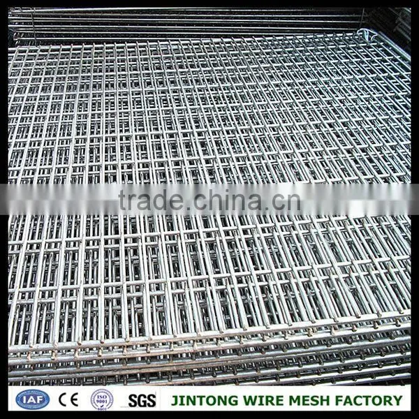 Cheap !!! Security Pvc Coated Curved Welded Wire Mesh Fence photo-2